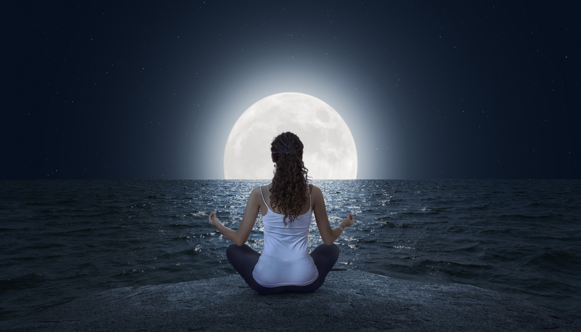 Strengthen Your Meditation with the Moon